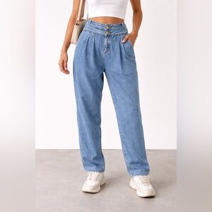 Blank NYC Pleated Front Jeans Size 30 High Rise Straight Relaxed Fit